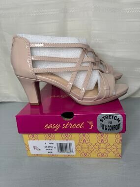 Easy Street Bee Caged Pump Nude Wide Width Womens Size 8WW